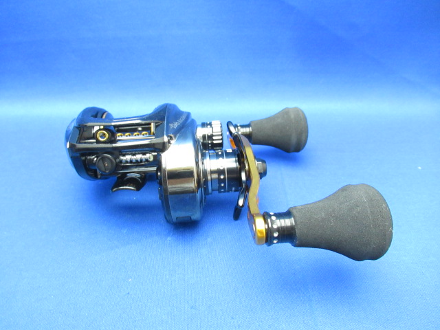 REVO4 ビッグシューターコンパクト8 / ルアー通販ショップ 7PALMS WEB店