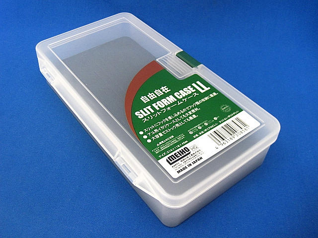 スリットフォームケース