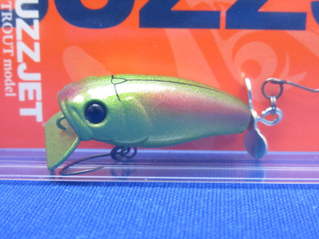 バズジェット トラウトモデル