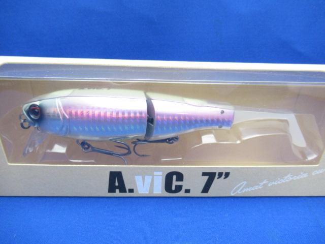 A.viC.7 (アヴィック)