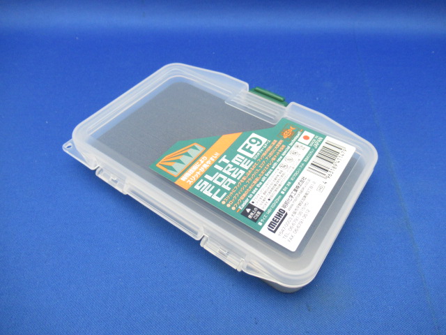 スリットフォームケース