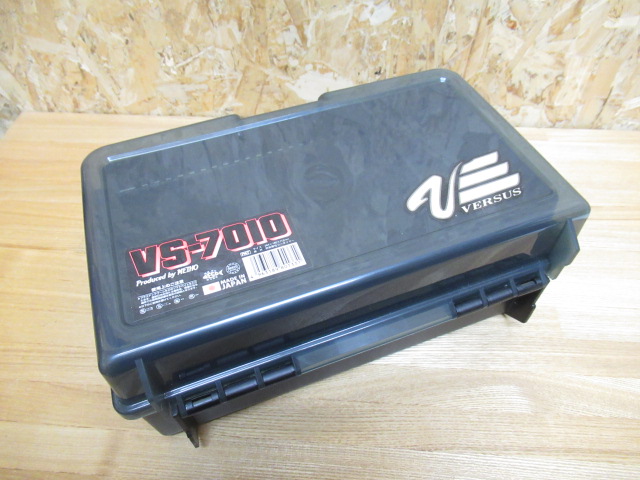 VS-7010 ルアーボックス2ダン